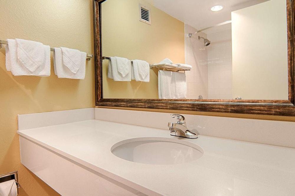 Norwood Inn & Suites Mankato North Mankato 외부 사진