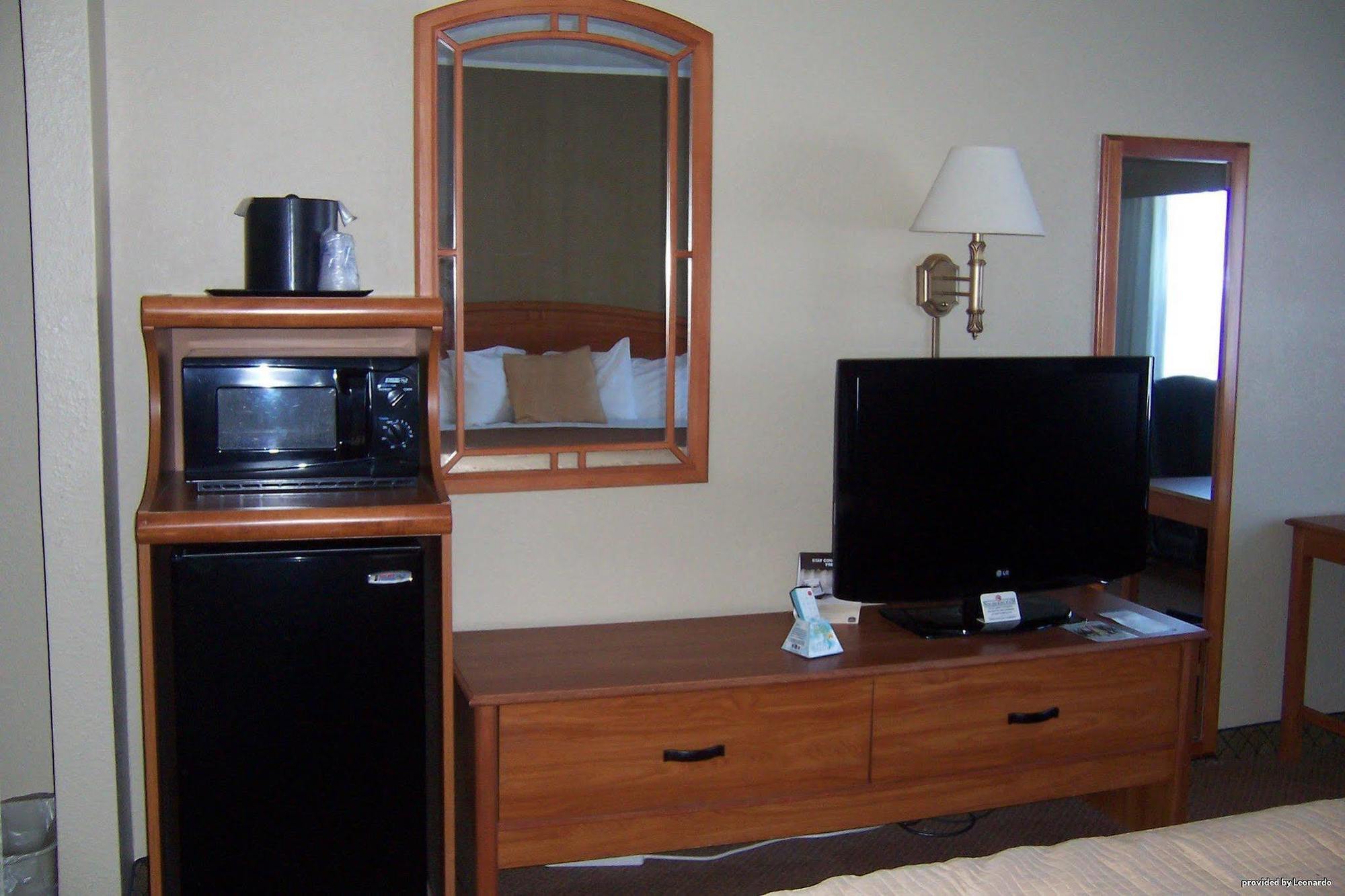 Norwood Inn & Suites Mankato North Mankato 외부 사진